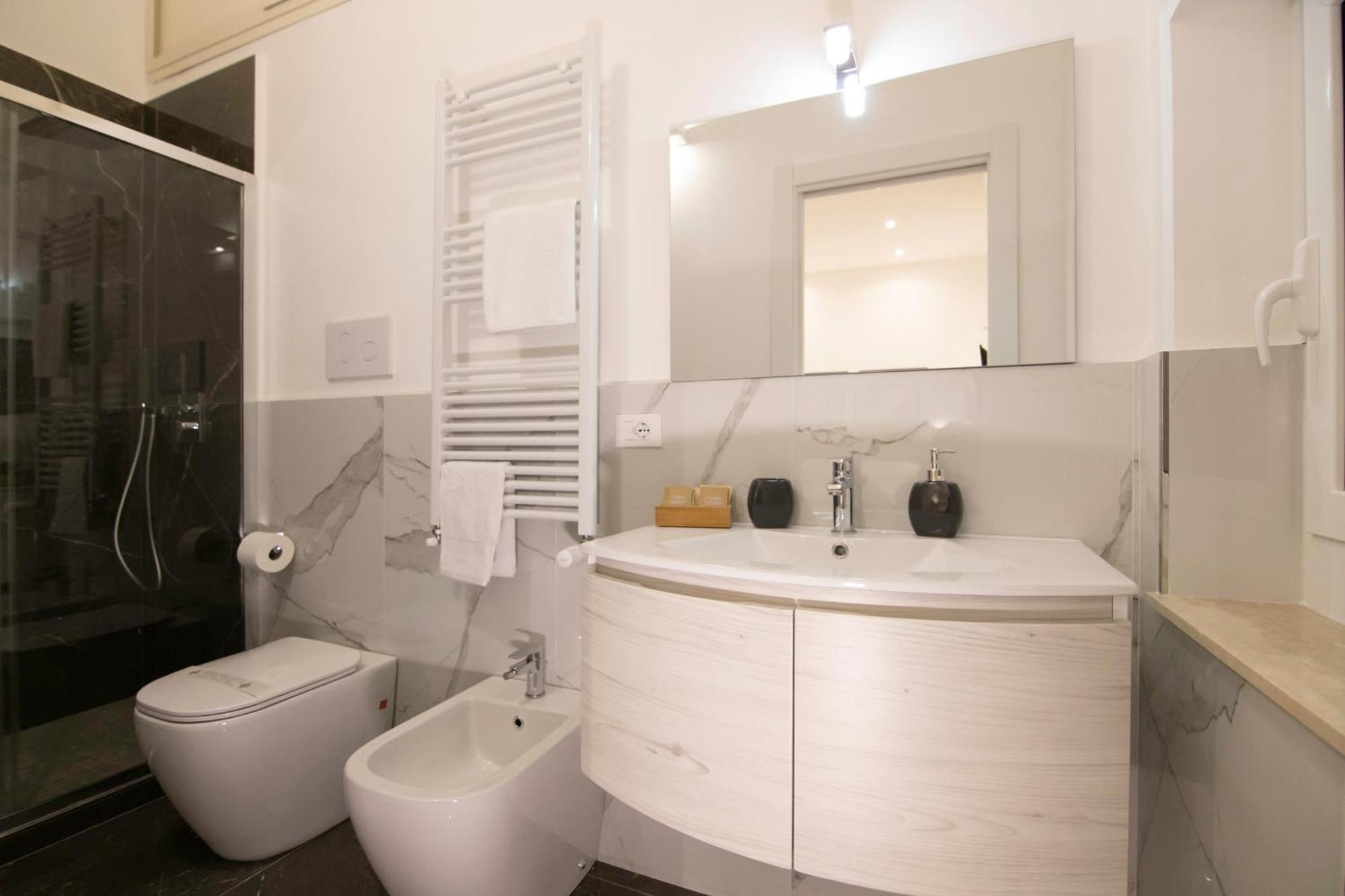 Villareale47 Luxury Suites & Rooms 巴勒莫 外观 照片